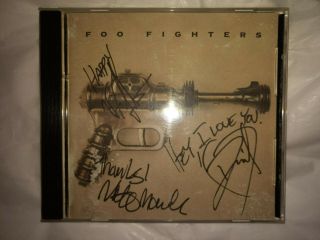 Foo Fighters Band Signed In 1995 Cd Album Vintage Dave Grohl