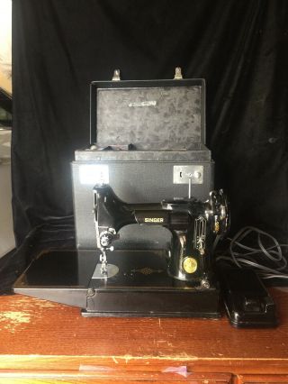 Antique Singer Featherweight 221 - 1 Portable Sewing Machine Ah343290 1947 W/case
