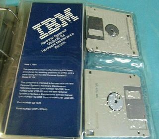 Vintage IBM 1991 Personal System /2 Hardware Maintenance Service book w/ discs 3