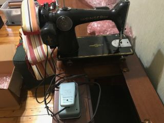 VINTAGE - Singer 201 - 2 Electric Sewing Machine 3