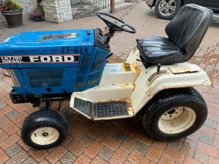 Vintage Ford Lgt16d Garden Tractor.  Hydro - Static Drive.  No Deck.