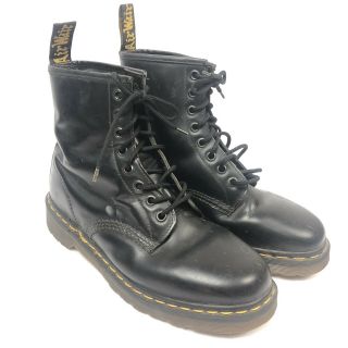 Vintage Doc Martens1460 Black Leather 8 - Eye Combat Boot England Womens 8 - Men 6
