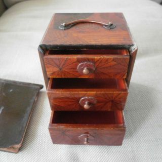 VINTAGE JAPANESE LACQUERED WOOD MINI CHEST OF DRAWERS JEWELRY BOX C1930s 2