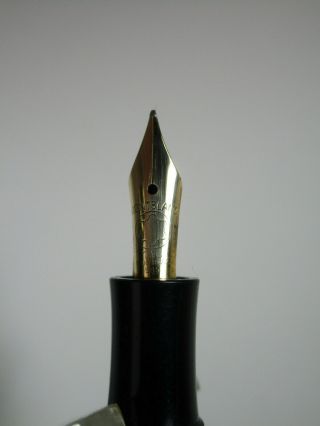 NR vintage MONTBLANC 242 pistonfiller fountain pen 14ct flexy F nib 2