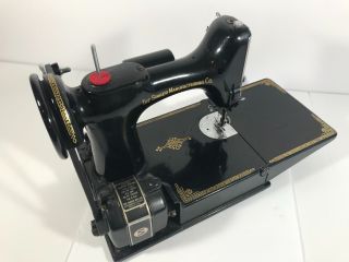 Vintage SINGER 221 - 1 Featherweight Portable Sewing Machine 1951 Anniversary,  Key 5