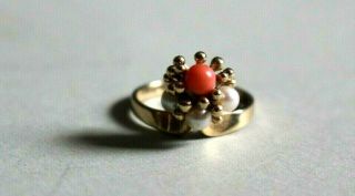 Vintage 9ct Gold Natural Coral & Pearls Ring.  Size L.