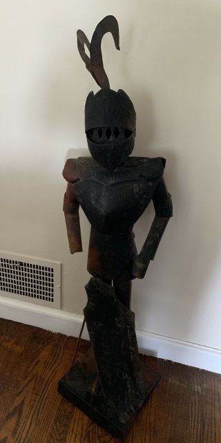 OLD VINTAGE METAL KNIGHT BATTLE ARMOR STATUE ON BASE 44.  5” Tall 6