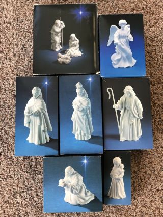 9 Piece Avon Vintage White Porcelain Complete Nativity Set 1981 - 1987 Mib