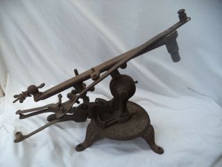 Vintage / Antique Us Pigeon Co,  Findlay Oh,  Clay Pigeon Thrower,  For - Restoration