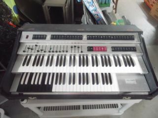 Vintage Estate Find Viscount Organ With Foot Pedal And Expansion Pedal