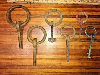 6 Old Horse Tie Hitching Post Rings Vintage Wrought Iron Barn Find