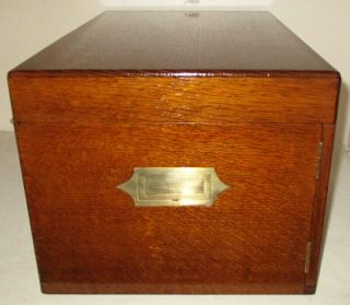 STUNNING ANTIQUE SOLID OAK & BRASS TABLE TOP COLLECTORS CABINET 2 keys 9