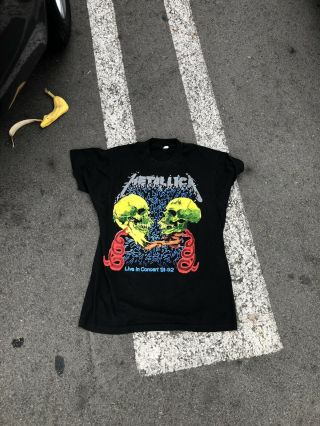 Vintage Metallica Concert T - Shirt - Large " Wherever We May Roam” 1991 Tour
