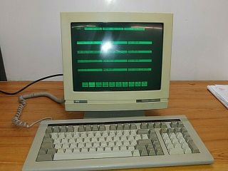 Vintage Wyse Wy - 60 Green Screen Crt Terminal And Wyse Keyboard 840338 - 01