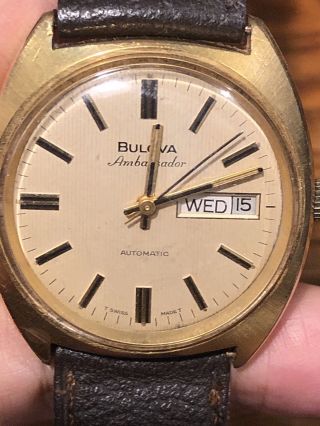 Vintage Bulova Day/date Automatic - Men Watch=run