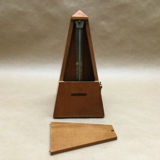 Vintage Seth Thomas Metronome 10 Maple Wood & Brass E - 873 - 007 1103