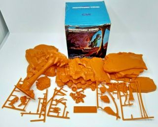 1971 Vintage Aurora Prehistoric Scenes Cave Model Kit Complete Box And Parts