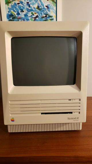 Vintage Apple Macintosh Se Superdrive Like With Keyboard,  Mouse,  And Other