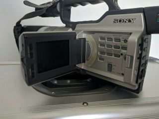 Vintage Sony DCR - VX2000 Digital Video Camcorder MiniDV 3CCD w/ Case 11