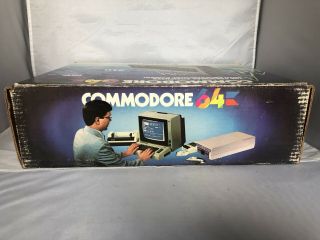 Vintage Commodore 64 Personal Computer with Manuals 7
