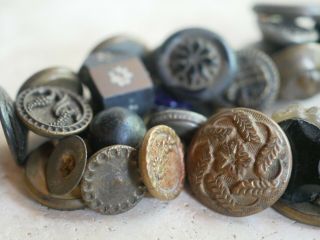 19th Century Victorian button charm memory string - Over 5 feet long 11