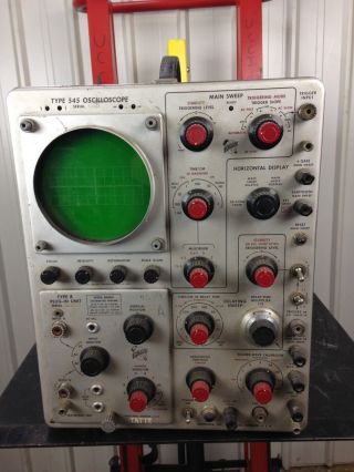 Vintage TEKTRONIX 545B Oscilloscope W/ Type B Plug - in Unit 2