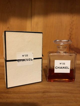 Rare Vintage Chanel No 22 Paris Glass Stopper Estate