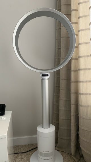Dyson Am08 Rare,  Cool Powerful Large Air Multiplier Pedestal Fan In White/silver