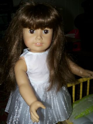 American Girl Pleasant Company Doll Brown Eye,  Bed,  Vanity Clothes Hair Access.