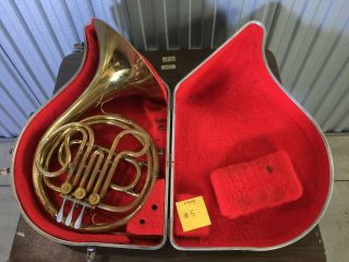 Vintage French Horn 3134 & No Mouthpiece