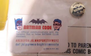 VINTAGE BATMAN 1966 RARE BAT CLUB MEMBER SET WITH EXTRA BIKE PLATE AND CARDS 5