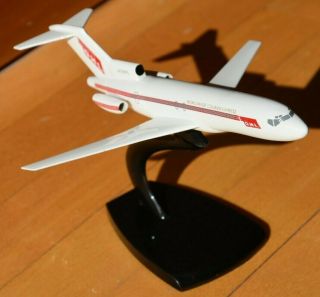 Vintage 1/200 Air Jet DHL Worldwide Boeing 727 - 100 Desktop Airplane Model 6