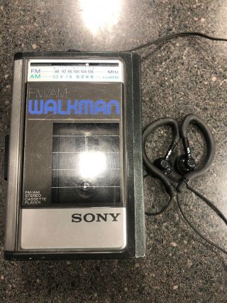 Vintage Sony Walkman Wm - F41 Am/fm Radio Cassette Player