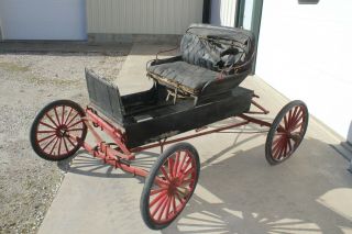Antique Horse Drawn Buggy Carriage Wagon Parade Party Antique Wheels