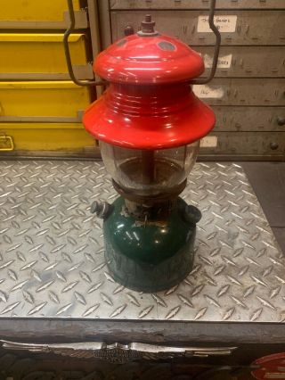 Vintage Coleman Lantern 200a 1951 Christmas Lantern 12/51 Red and Green 5