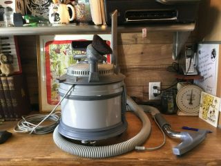 AWESOME VINTAGE PRINCESS lll VACUUM CLEANER AND STRONG 7
