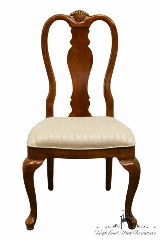 Bernhardt Furniture Solid Cherry Queen Anne Dining Side Chair
