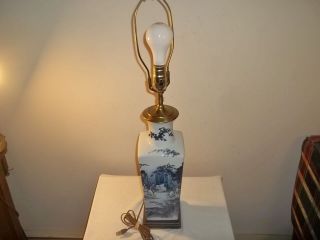 Vtg Mid Century Hand Painted Figures Mountains Asian Vase Style Porcelain Lamp