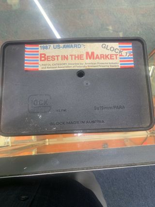 Glock Vintage Model G17l Tupperware Box / 1987 Us Award Sticker