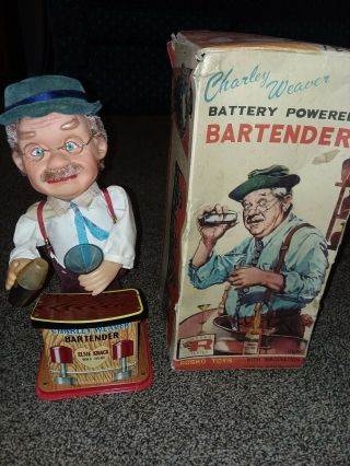 Vintage 1962 Charlie Weaver Bartender Great