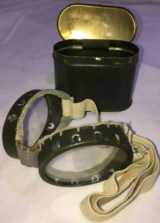 Old Vintage German Wwii Military Goggles And Green Metal Case 1940s Period Rare