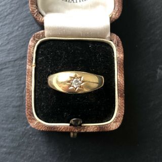 Antique Victorian 18 Karat Gold Diamond Ring
