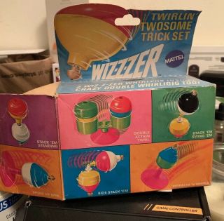Wizzzer Wiz - Z - Zer Mattel Rare - Vintage Spinning Toy Twirly Twosome