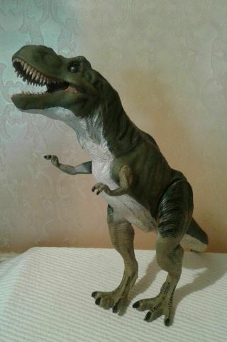 Vintage Kenner Jurassic Park T - Rex JP09 1993 & JP 28 Roaring Bull 7