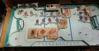 Vintage Eagle Toys Pro Table Top Hockey Game.