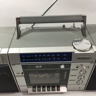 SANYO M9838 Am/Fm Cassette Stereo Boombox Ghetto Blaster Vintage Radio Rare 4