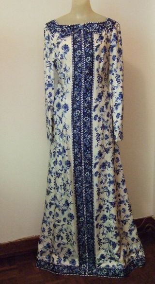 Vintage 1960s Adele Simpson For Bonwit Teller Couture Pure Silk Gown Caftan