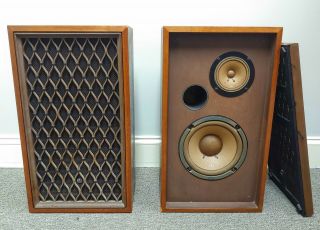 Near Pioneer Cs - 33a Vintage Hi - Fi Speakers,  Fully