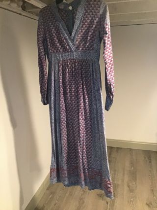 Vintage India Imports of Rhode Island Purple red Swirl Boho Dress.  Size XS small 3