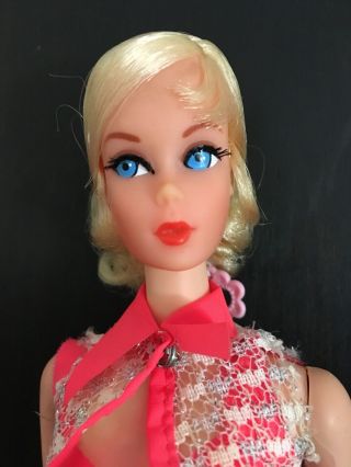 Vintage Mattel 1969 Mod Nape Curl Blonde Talking Barbie Tnt Era Doll - Nm